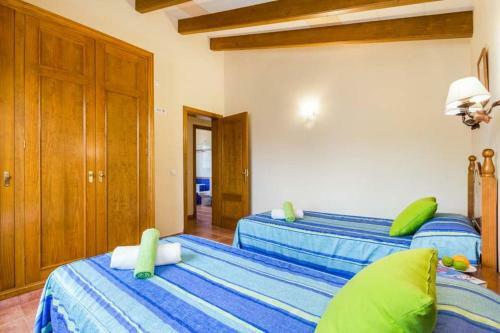 Cala'n Blanes Villa Sleeps 6 With Pool Air Con And Wifi