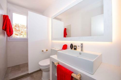 Aguamarina 4 Bedroom Villa, Cala'n Forcat