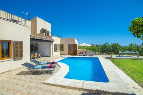 Villa Vcd Garrovers de S'horta