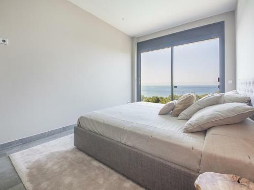 Exclusive Tamarit Villa