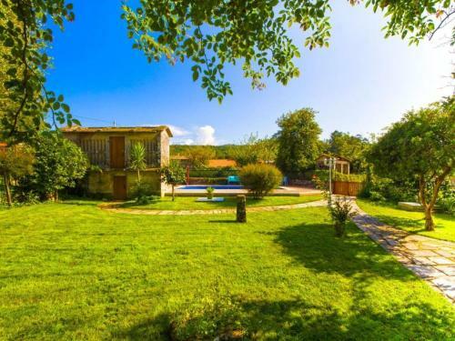 Affluent Mansion In Cerdedo With Private Swimming Pool