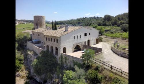 Villa In L'arbocar de Baix Sleeps 9 With Pool