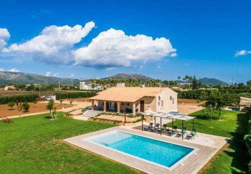 Sa Pobla Villa Sleeps 6 With Pool Air Con And Wifi