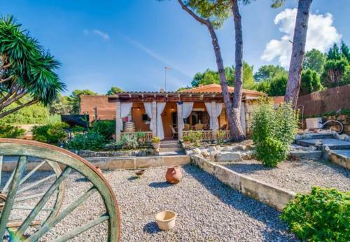 Cala Mesquida Holiday Home Sleeps 5 With Pool And Wifi