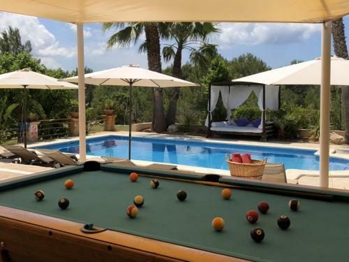 Beautiful Mansion In San Rafael With Jacuzzi