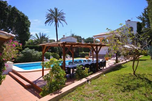Xabia Villa Sleeps 12 Pool Wifi