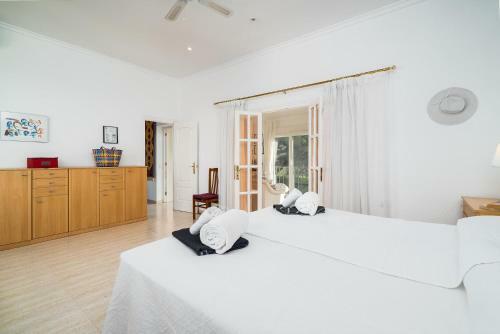 Xabia Villa Sleeps 6 Pool Air Con Wifi