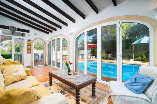Xabia Villa Sleeps 6 Pool Air Con Wifi