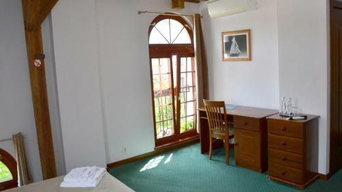 Hostal Tawerna Kaper