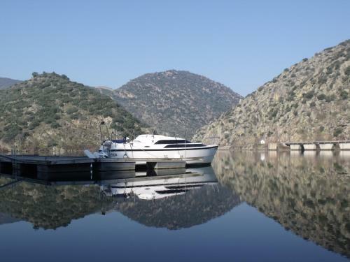 Hostal Douro Fluvina Yachts & Chalets