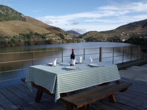 Hostal Douro Fluvina Yachts & Chalets