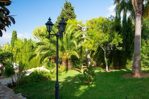 Xabia Villa Sleeps 6 Pool Air Con Wifi