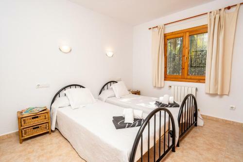 Xabia Villa Sleeps 6 Pool Air Con Wifi