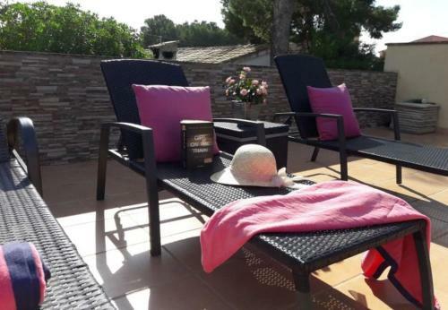 El Toro Villa Sleeps 8 With Pool Air Con And Wifi