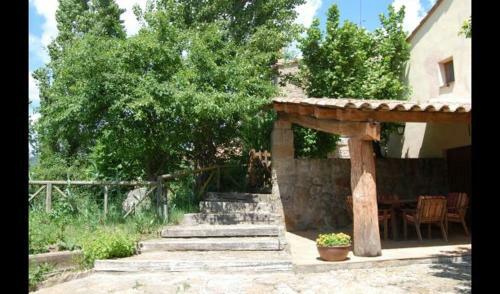 Lladurs Villa Sleeps 4 With Pool