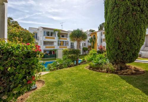 Sitio de Calahonda Apartment Sleeps 4 Pool Air Con