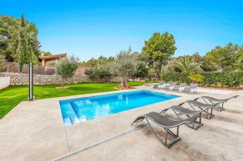 Es Mal Pas Villa Sleeps 8 With Pool Air Con And Wifi