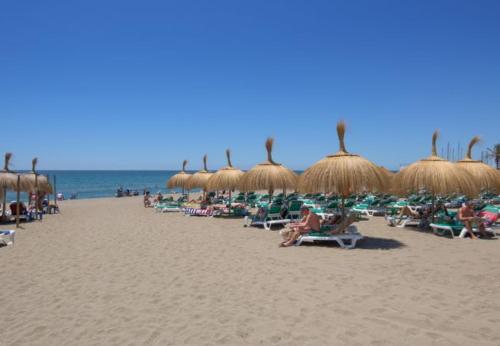 Sitio de Calahonda Apartment Sleeps 6 Pool Air Con