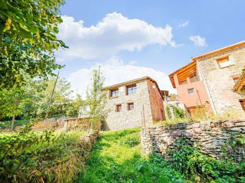 Mountain-view Apartment In Ardanu� With Garden