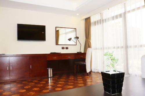 Desalegn Hotels And Resort