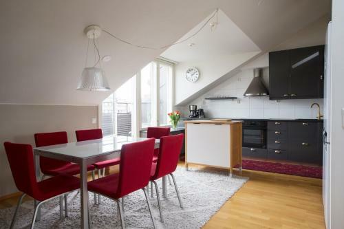 Apartamento 2ndhomes Penthouse With Balcony And Sauna