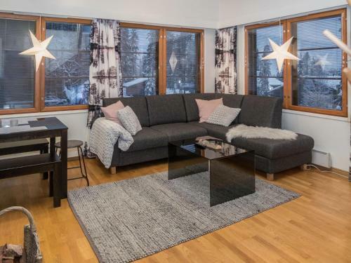 Holiday Home Karhunvartijan Linna C24