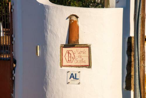 Hostal Monte Da Coelha - Alojamento Local