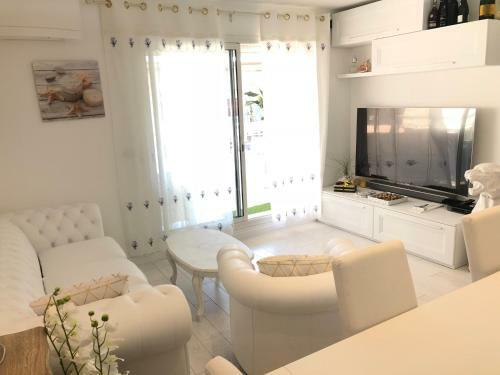 Charming Apartment Villa D' Este With A Rooftop Pool By Weekome