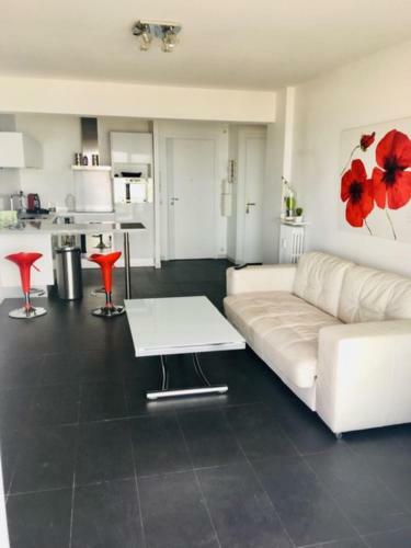 Charming Apartment Facing The Sea - Juans Les Pins
