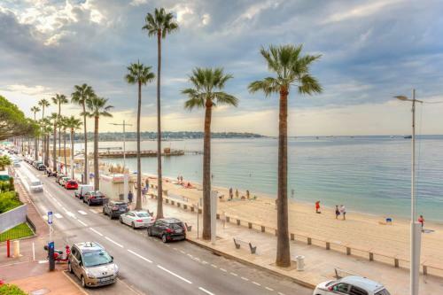 Apartamento Seafront Furnished Studio