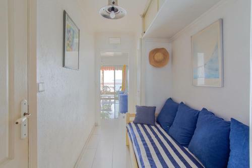 Apartamento Seafront Furnished Studio