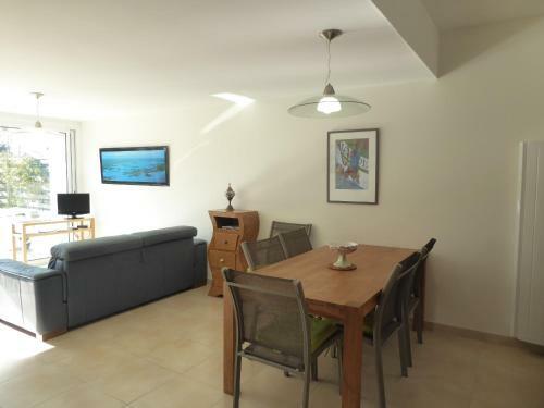 Apartamento Ref 012 Acc�s Direct � La Plage Par Le Parc Du Fogeo