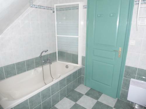 Villa Ref 030 Maison 5 Chambres - Tout Confort - Jardin Clos