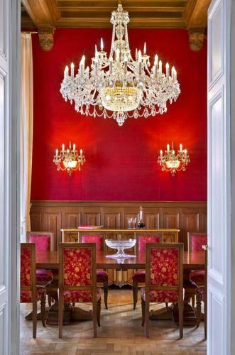 Attainville Chateau Sleeps 27 Wifi