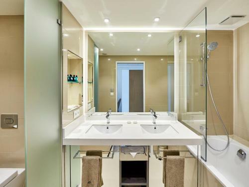Apartment Miramar T2 - Rhu301
