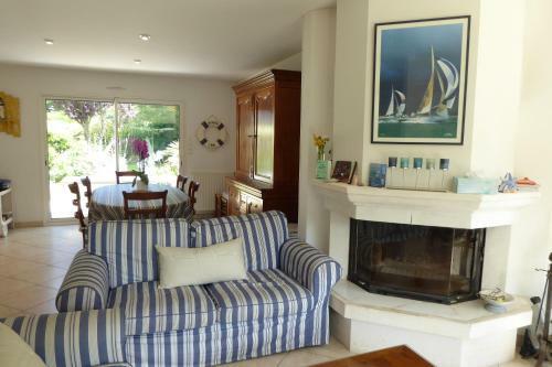 Villa R�f 064 Belle Maison T5 8 Pers Arzon