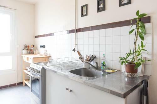 Charming Apartment Near Paris