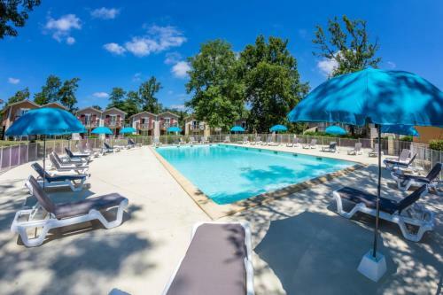 Hotel Barbaste Domaine Du Golf D'albret 3p6
