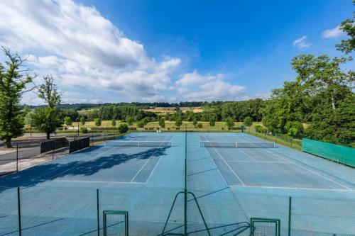 Hotel Barbaste Domaine Du Golf D'albret 3p6d