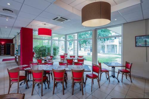 Hotel Barbaste Domaine Du Golf D'albret 3p6d