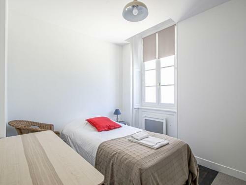Large Comfortable Apartment In Bayeux