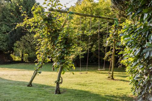 Bayeux Chateau Sleeps 18