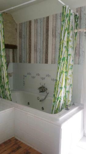 Hostal Le Merey