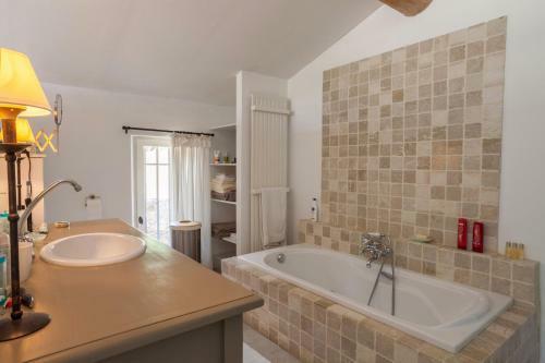 Villa Les Beaumettes Not Far From Gordes