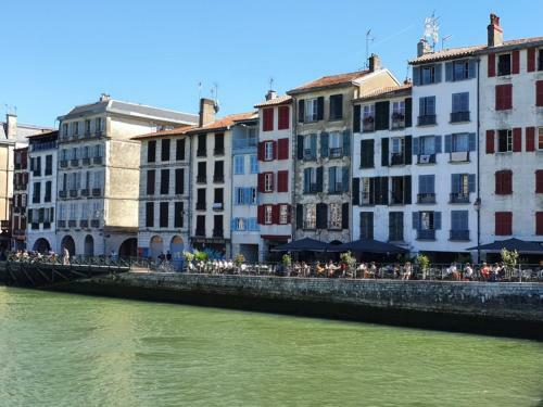 Hostel 20 Bayonne