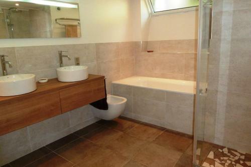 Villa With Swimming Pool In Bayonne Town Centre