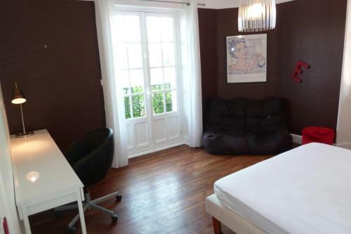 Villa With Swimming Pool In Bayonne Town Centre