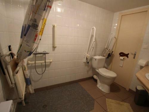 G�te Benet, 3 Pi�ces, 5 Personnes - Fr-1-426-191