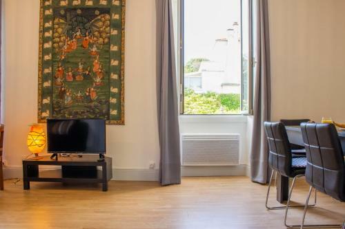 Guestready - Spacious 3-bdr Apartment Near La Grande Plage