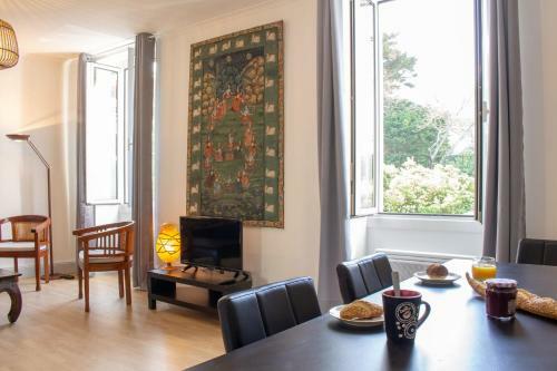 Guestready - Spacious 3-bdr Apartment Near La Grande Plage